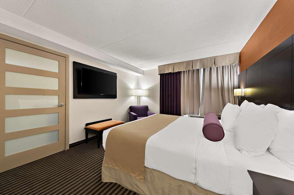 Best Western Plus Toronto North York Hotel & Suites Номер фото